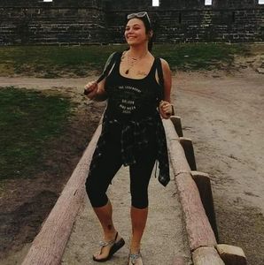 Meet your Posher, Mina